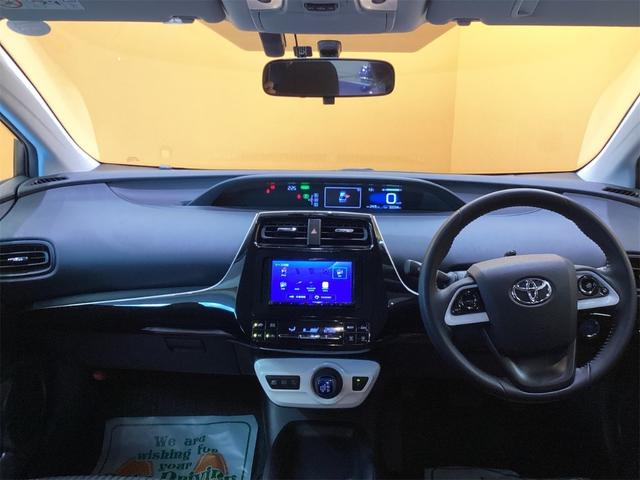 プリウス S ETC ナビ アルミホイール LEDヘッドランプ CVT スマートキー 盗難防止システム CD USB ミュージックプレイヤー接続可 Bluetooth 衝突安全ボディ ABS(5枚目)