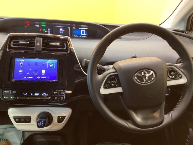プリウス S ETC ナビ アルミホイール LEDヘッドランプ CVT スマートキー 盗難防止システム CD USB ミュージックプレイヤー接続可 Bluetooth 衝突安全ボディ ABS(6枚目)
