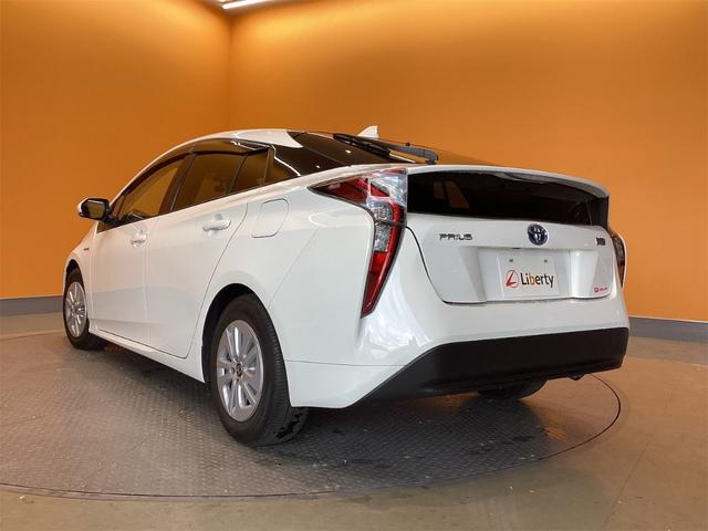 プリウス S ETC ナビ アルミホイール LEDヘッドランプ CVT スマートキー 盗難防止システム CD USB ミュージックプレイヤー接続可 Bluetooth 衝突安全ボディ ABS(22枚目)