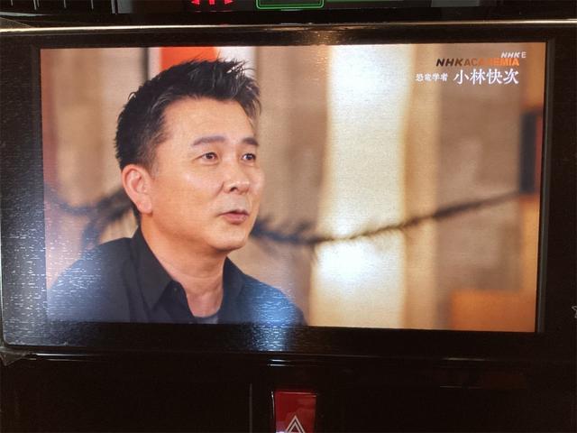 ルーミー カスタムＧ－Ｔ　全周囲カメラ　ＴＶ　両側電動スライドドア　クリアランスソナー　オートクルーズコントロール　衝突被害軽減システム　アルミホイール　オートライト　ＬＥＤヘッドランプ　スマートキー　アイドリングストップ（10枚目）