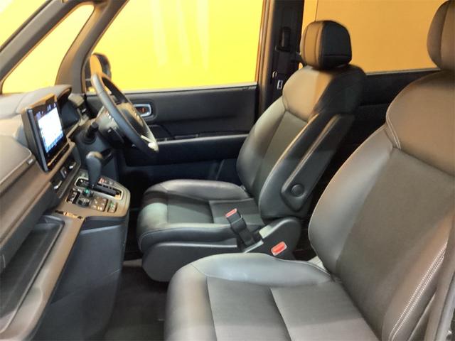 ステップワゴン スパーダ　ＥＴＣ　バックカメラ　ナビ　クリアランスソナー　オートクルーズコントロール　レーンアシスト　衝突被害軽減システム　両側電動スライドドア　オートライト　ＬＥＤヘッドランプ　電動リアゲート　スマートキー（31枚目）