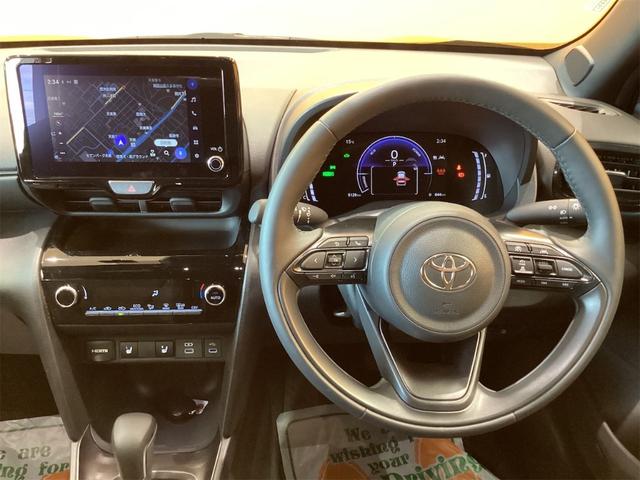 ヤリスクロス ハイブリッドＺ　全周囲カメラ　クリアランスソナー　オートクルーズコントロール　レーンアシスト　パワーシート　衝突被害軽減システム　ナビ　オートマチックハイビーム　オートライト　ＬＥＤヘッドランプ（7枚目）