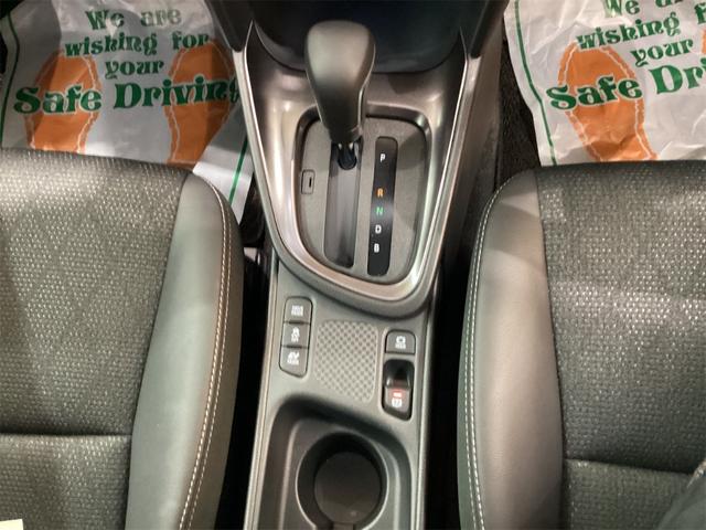 ヤリスクロス ハイブリッドＺ　全周囲カメラ　クリアランスソナー　オートクルーズコントロール　レーンアシスト　パワーシート　衝突被害軽減システム　ナビ　オートマチックハイビーム　オートライト　ＬＥＤヘッドランプ（13枚目）