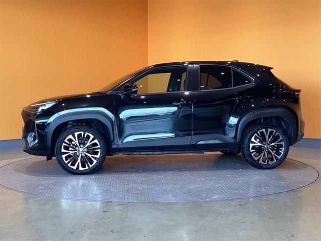 ヤリスクロス ハイブリッドＺ　全周囲カメラ　クリアランスソナー　オートクルーズコントロール　レーンアシスト　パワーシート　衝突被害軽減システム　ナビ　オートマチックハイビーム　オートライト　ＬＥＤヘッドランプ（25枚目）