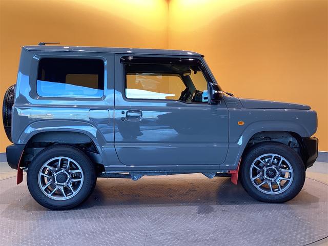 ジムニー ＸＣ　４ＷＤ　バックカメラ　クリアランスソナー　オートクルーズコントロール　レーンアシスト　衝突被害軽減システム　オートライト　ヘッドライトウォッシャー　スマートキー　アイドリングストップ（16枚目）