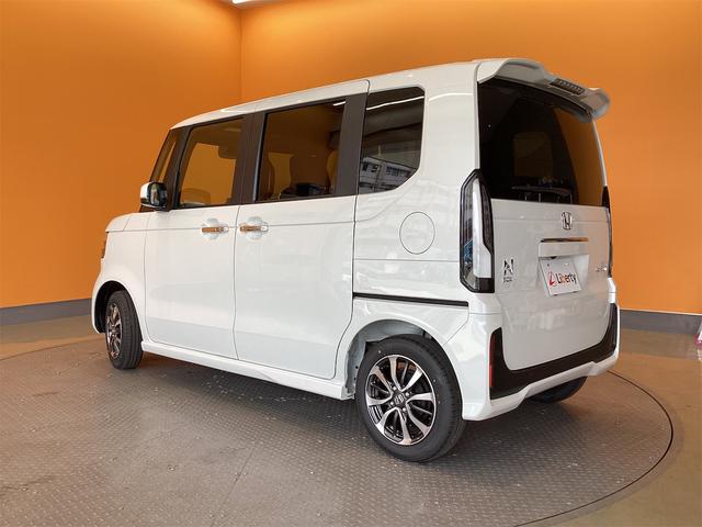 Ｎ－ＢＯＸカスタム ベースグレード　バックカメラ　両側スライド・片側電動　オートクルーズコントロール　オートライト　スマートキー　電動格納ミラー　シートヒーター　ベンチシート　ＣＶＴ　ＡＢＳ　ＥＳＣ　アルミホイール　エアコン（10枚目）