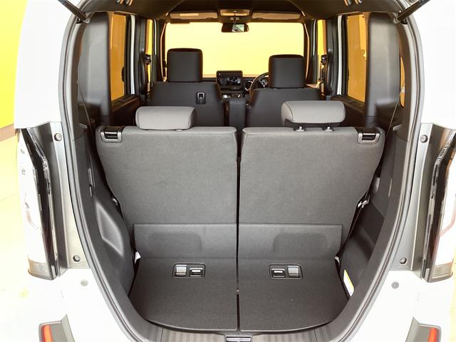 Ｎ－ＢＯＸカスタム ベースグレード　バックカメラ　両側スライド・片側電動　オートクルーズコントロール　オートライト　スマートキー　電動格納ミラー　シートヒーター　ベンチシート　ＣＶＴ　ＡＢＳ　ＥＳＣ　アルミホイール　エアコン（13枚目）