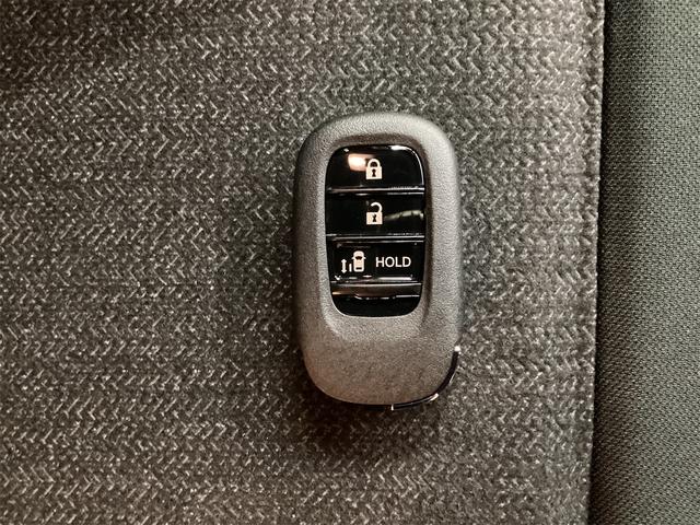 Ｎ－ＢＯＸカスタム ベースグレード　バックカメラ　両側スライド・片側電動　オートクルーズコントロール　オートライト　スマートキー　電動格納ミラー　シートヒーター　ベンチシート　ＣＶＴ　ＡＢＳ　ＥＳＣ　アルミホイール　エアコン（30枚目）