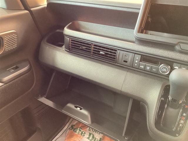 Ｎ－ＢＯＸカスタム ベースグレード　バックカメラ　両側スライド・片側電動　オートクルーズコントロール　オートライト　スマートキー　電動格納ミラー　シートヒーター　ベンチシート　ＣＶＴ　ＡＢＳ　ＥＳＣ　アルミホイール　エアコン（38枚目）