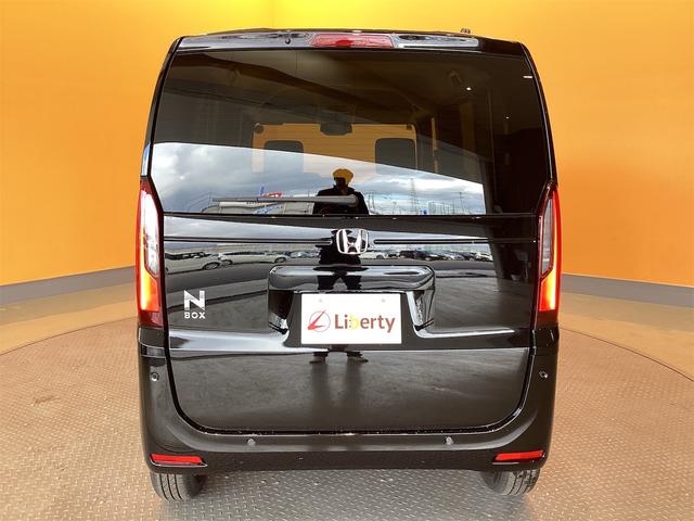 Ｎ－ＢＯＸ ベースグレード　バックカメラ　両側スライド・片側電動　オートクルーズコントロール　オートライト　スマートキー　電動格納ミラー　シートヒーター　ベンチシート　ＣＶＴ　ＡＢＳ　ＥＳＣ　エアコン　パワーステアリング（10枚目）