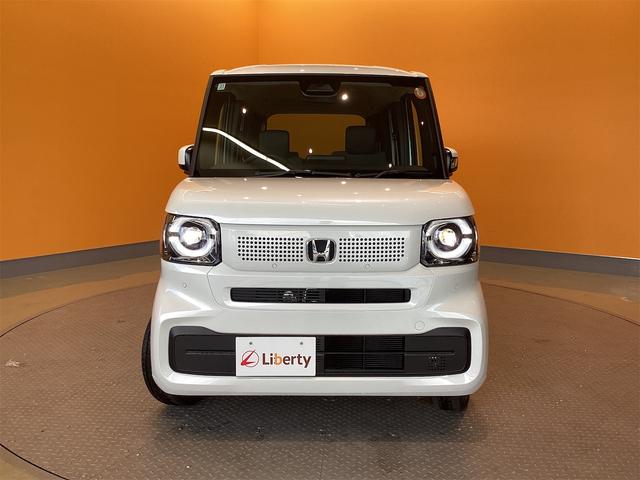 Ｎ－ＢＯＸ ベースグレード　バックカメラ　両側スライド・片側電動　クリアランスソナー　オートクルーズコントロール　レーンアシスト　オートライト　スマートキー　アイドリングストップ　電動格納ミラー　シートヒーター　ベンチシート（5枚目）