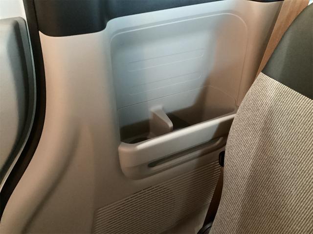 Ｎ－ＢＯＸ ベースグレード　バックカメラ　両側スライド・片側電動　クリアランスソナー　オートクルーズコントロール　レーンアシスト　オートライト　スマートキー　アイドリングストップ　電動格納ミラー　シートヒーター　ベンチシート（42枚目）