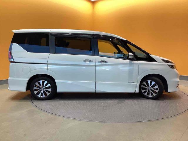 セレナ ハイウェイスター　ＶセレクションＩＩ　全周囲カメラ　クリアランスソナー　オートクルーズコントロール　パークアシスト　衝突被害軽減システム　両側電動スライドドア　オートライト　ＬＥＤヘッドランプ　スマートキー（18枚目）