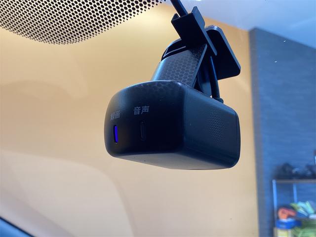 セレナ ｅ－パワー　ハイウェイスターＶ　ＥＴＣ　全周囲カメラ　ナビ　ＴＶ　クリアランスソナー　オートクルーズコントロール　衝突被害軽減システム　両側電動スライドドア　オートライト　ＬＥＤヘッドランプ　スマートキー（12枚目）