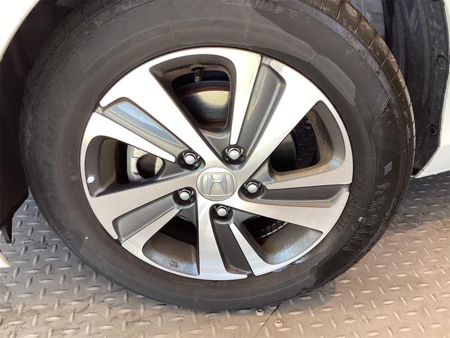 フリード G ETC バックカメラ ナビ TV クリアランスソナー オートクルーズコントロール レーンアシスト 衝突被害軽減システム 両側電動スライドドア オートライト スマートキー(18枚目)