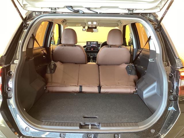 ライズ Ｘ　ディスプレイオーディオ　バックカメラ　クリアランスソナー　レーンアシスト　衝突被害軽減システム　オートライト　ＬＥＤヘッドランプ　アルミホイール　スマートキー　アイドリングストップ　電動格納ミラー（16枚目）