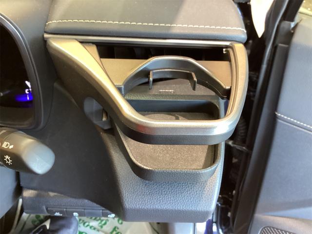 カローラツーリング ハイブリッド　ダブルバイビー　純正ナビ　ＥＴＣ　バックカメラ　ＴＶ　クリアランスソナー　オートクルーズコントロール　レーンアシスト　衝突被害軽減システム　アルミホイール　オートマチックハイビーム　オートライト（35枚目）