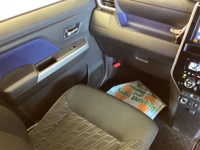 ルーミー カスタムＧ－Ｔ　ＥＴＣ　バックカメラ　ナビ　ＴＶ　両側電動スライドドア　クリアランスソナー　オートクルーズコントロール　衝突被害軽減システム　アルミホイール　オートマチックハイビーム　オートライト（33枚目）