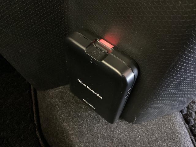 タント カスタムＲＳスタイルセレクション　ＥＴＣ　全周囲カメラ　両側電動スライドドア　ＴＶ　クリアランスソナー　衝突被害軽減システム　スマートキー　アイドリングストップ　電動格納ミラー　シートヒーター　ＣＶＴ　ＥＳＣ　ＣＤ（39枚目）