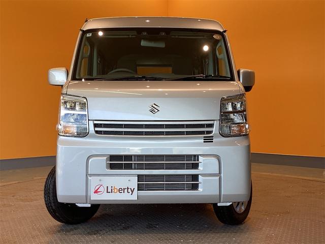 エブリイ ＰＣ　ＣＶＴ　衝突被害軽減システム　クリアランスソナー　レーンアシスト　両側スライドドア　アイドリングストップ　電動格納ミラー　オートライト　ＥＳＣ　エアコン　パワーウィンドウ　運転席エアバッグ（5枚目）