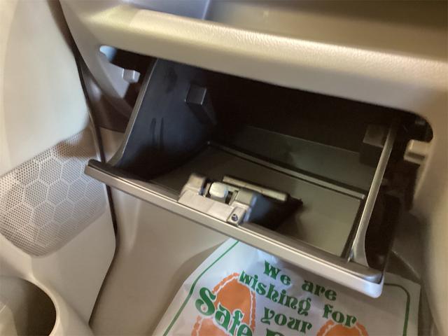 エブリイ ＰＣ　ＣＶＴ　衝突被害軽減システム　クリアランスソナー　レーンアシスト　両側スライドドア　アイドリングストップ　電動格納ミラー　オートライト　ＥＳＣ　エアコン　パワーウィンドウ　運転席エアバッグ（25枚目）