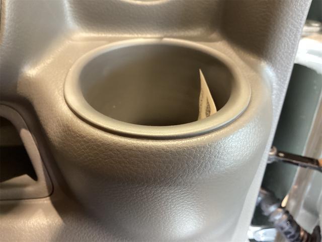 エブリイ ＰＣ　ＣＶＴ　衝突被害軽減システム　クリアランスソナー　レーンアシスト　両側スライドドア　アイドリングストップ　電動格納ミラー　オートライト　ＥＳＣ　エアコン　パワーウィンドウ　運転席エアバッグ（26枚目）