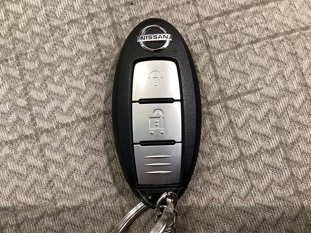 デイズ Ｘ　純正ナビ　ＥＴＣ　バックカメラ　ＴＶ　クリアランスソナー　スマートキー　アイドリングストップ　電動格納ミラー　ベンチシート　ＣＶＴ　ＡＢＳ　ＣＤ　ＵＳＢ　ミュージックプレイヤー接続可（25枚目）