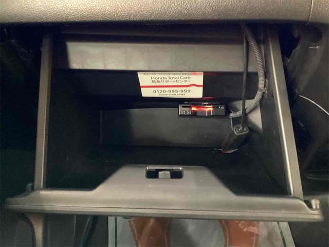 Ｎ－ＢＯＸ Ｇ　ターボＳＳパッケージ　ＥＴＣ　バックカメラ　両側電動スライドドア　ナビ　ＴＶ　衝突被害軽減システム　オートライト　スマートキー　アイドリングストップ　電動格納ミラー　ベンチシート　ＣＶＴ　ＥＳＣ　ＣＤ　ＤＶＤ再生　ＵＳＢ（9枚目）