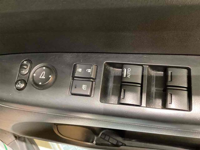 Ｎ－ＢＯＸ Ｇ　ターボＳＳパッケージ　ＥＴＣ　バックカメラ　両側電動スライドドア　ナビ　ＴＶ　衝突被害軽減システム　オートライト　スマートキー　アイドリングストップ　電動格納ミラー　ベンチシート　ＣＶＴ　ＥＳＣ　ＣＤ　ＤＶＤ再生　ＵＳＢ（34枚目）