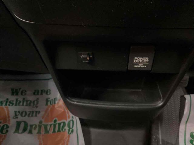 Ｎ－ＢＯＸ Ｇ　ターボＳＳパッケージ　ＥＴＣ　バックカメラ　両側電動スライドドア　ナビ　ＴＶ　衝突被害軽減システム　オートライト　スマートキー　アイドリングストップ　電動格納ミラー　ベンチシート　ＣＶＴ　ＥＳＣ　ＣＤ　ＤＶＤ再生　ＵＳＢ（41枚目）