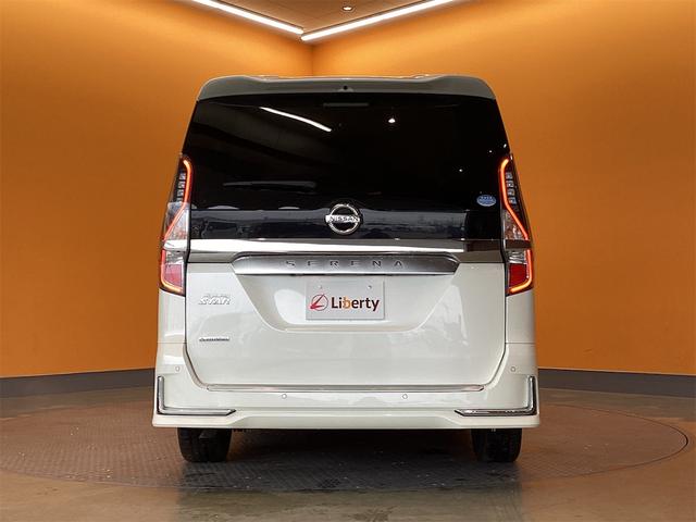 セレナ ハイウェイスターV ETC 全周囲カメラ クリアランスソナー オートクルーズコントロール レーンアシスト 衝突被害軽減システム 両側電動スライドドア オートライト LEDヘッドランプ スマートキー(17枚目)