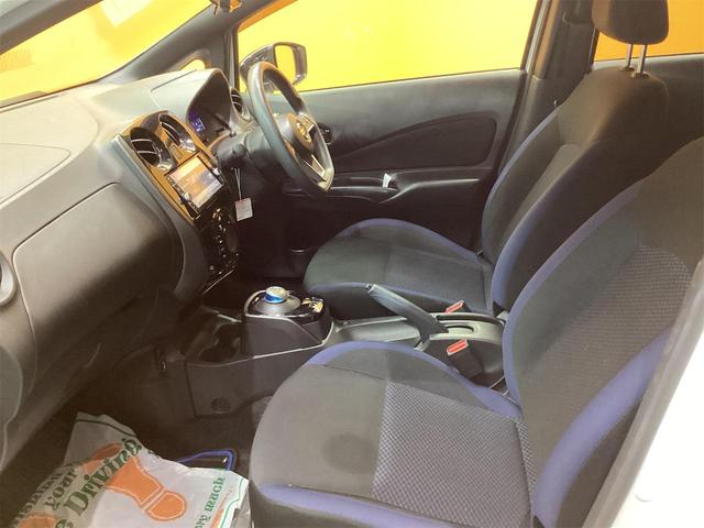 ノート ｅ－パワー　Ｘ　ブラックアロー　純正ナビ　Ｂｌｕｅｔｏｏｔｈ対応　ＥＴＣ　全周囲カメラ　ＴＶ　デジタルインナーミラー　クリアランスソナー　オートクルーズコントロール　レーンアシスト　衝突被害軽減システム　アルミホイール　オートライト（26枚目）