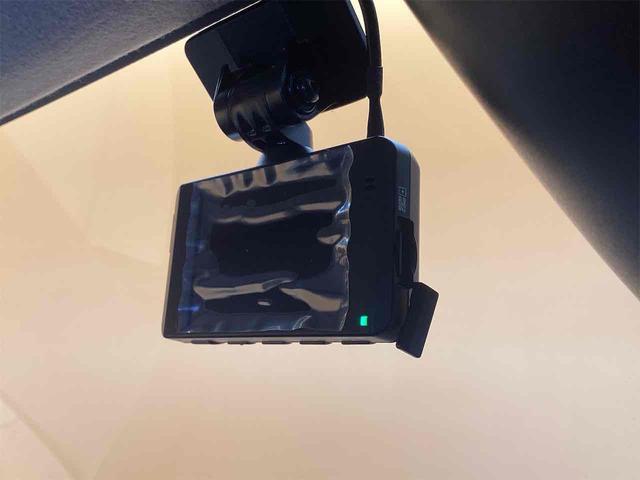 �h���C�u���R�[�_�[������f���Ɖ������L�^���Ă����h���C�u���R�[�_�[�́A���̂̍ۂɊm���ȏ؋��\�͂𔭊����Ă���܂��B