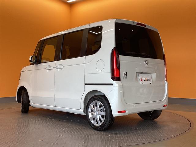 Ｎ－ＢＯＸ ベースグレード　ＨｏｎｄａＳＥＮＳＩＮＧ　両側スライド・片側電動　クリアランスソナー　オートクルーズコントロール　レーンアシスト　オートライト　スマートキー　アイドリングストップ　電動格納ミラー　シートヒーター（10枚目）