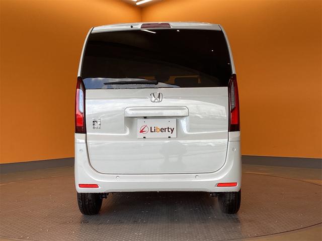 Ｎ－ＢＯＸ ベースグレード　ＨｏｎｄａＳＥＮＳＩＮＧ　両側スライド・片側電動　クリアランスソナー　オートクルーズコントロール　レーンアシスト　オートライト　スマートキー　アイドリングストップ　電動格納ミラー　シートヒーター（11枚目）