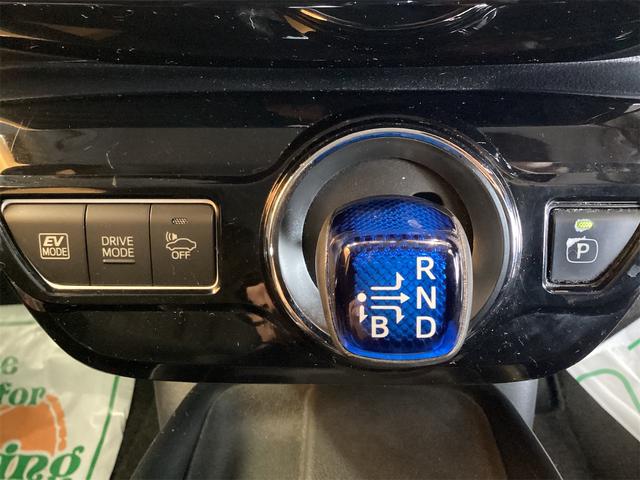 プリウス Ｓ　ナビ　ＥＴＣ　バックカメラ　ＴＶ　クリアランスソナー　クルーズコントロール　レーンアシスト　純正アルミホイール　オートマチックハイビーム　オートライト　ＬＥＤヘッドランプ（29枚目）