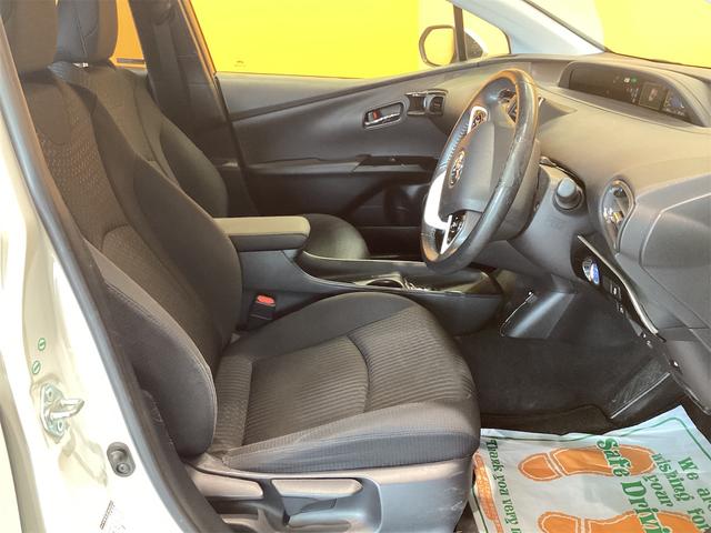 プリウス Ｓ　ナビ　ＥＴＣ　バックカメラ　ＴＶ　クリアランスソナー　クルーズコントロール　レーンアシスト　純正アルミホイール　オートマチックハイビーム　オートライト　ＬＥＤヘッドランプ（34枚目）