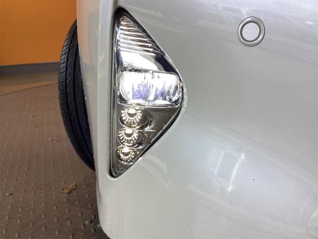 プリウス Ｓセーフティプラス　ＥＴＣ　バックカメラ　ナビ　ＴＶ　クリアランスソナー　オートクルーズコントロール　レーンアシスト　パークアシスト　衝突被害軽減システム　オートマチックハイビーム　オートライト（19枚目）