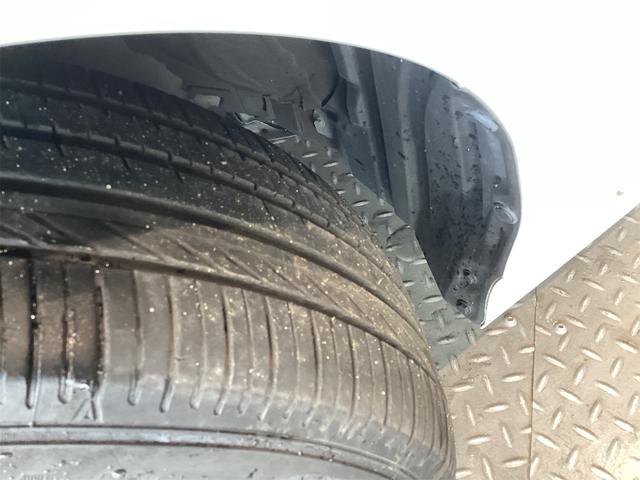 プリウス Ｓセーフティプラス　ＥＴＣ　バックカメラ　ナビ　ＴＶ　クリアランスソナー　オートクルーズコントロール　レーンアシスト　パークアシスト　衝突被害軽減システム　オートマチックハイビーム　オートライト（21枚目）