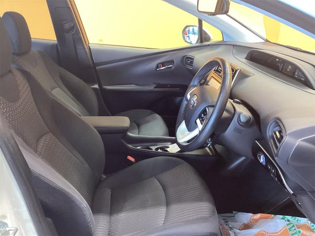 プリウス Ｓセーフティプラス　ＥＴＣ　バックカメラ　ナビ　ＴＶ　クリアランスソナー　オートクルーズコントロール　レーンアシスト　パークアシスト　衝突被害軽減システム　オートマチックハイビーム　オートライト（36枚目）