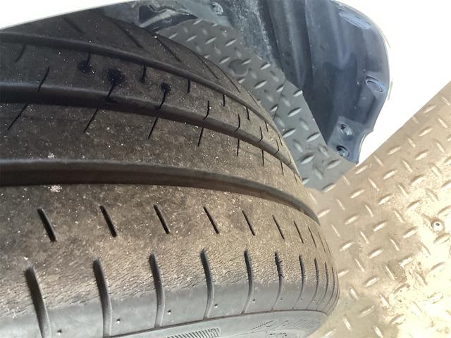 プリウス Ｓツーリングセレクション　純正ナビ　Ｂｌｕｅｔｏｏｔｈ対応　ＥＴＣ　ＴＶ　クリアランスソナー　オートクルーズコントロール　レーンアシスト　衝突被害軽減システム　アルミホイール　オートマチックハイビーム　ＬＥＤヘッドランプ（17枚目）