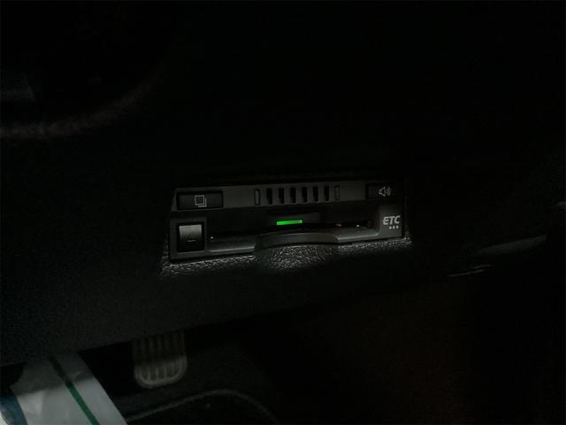 プリウス Ｓツーリングセレクション　純正ナビ　Ｂｌｕｅｔｏｏｔｈ対応　ＥＴＣ　ＴＶ　クリアランスソナー　オートクルーズコントロール　レーンアシスト　衝突被害軽減システム　アルミホイール　オートマチックハイビーム　ＬＥＤヘッドランプ（23枚目）