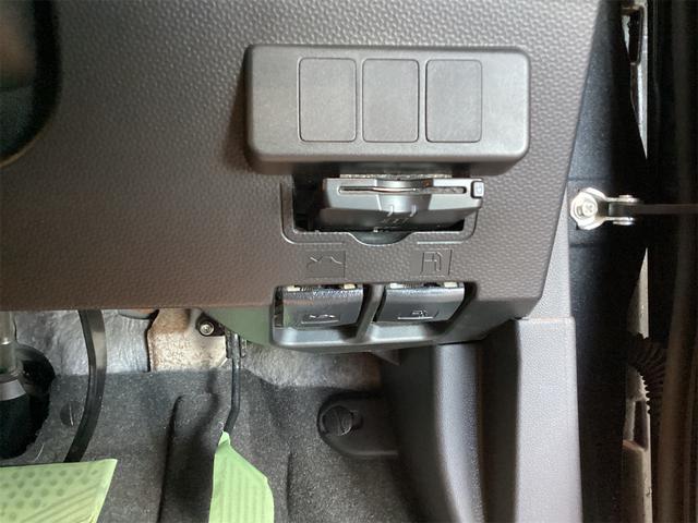 ルーミー カスタムＧ　Ｓ　ＥＴＣ　バックカメラ　両側電動スライドドア　オートクルーズコントロール　衝突被害軽減システム　アルミホイール　ＬＥＤヘッドランプ　スマートキー　アイドリングストップ　電動格納ミラー　ウォークスルー（12枚目）