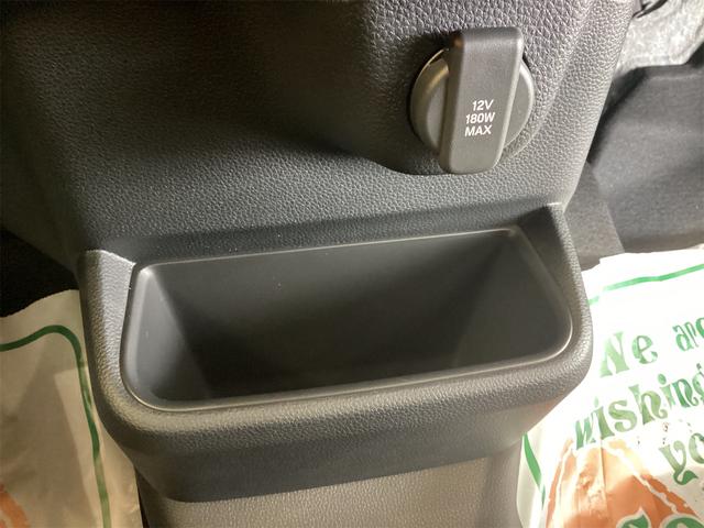 ホンダ N-BOXカスタム 37枚目