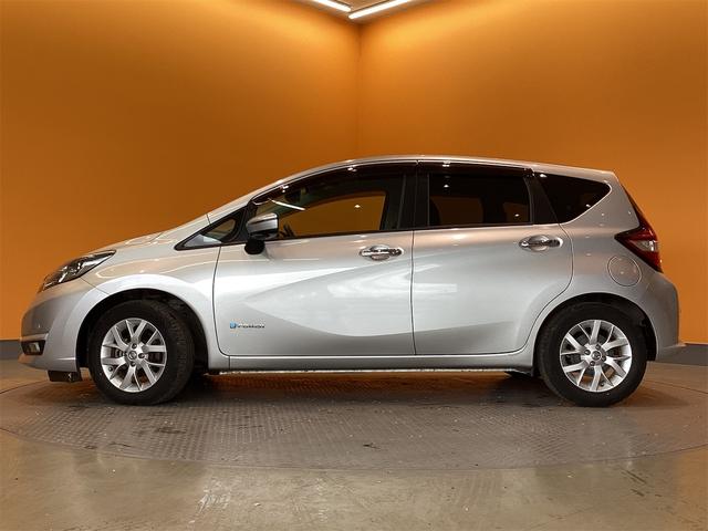 ノート ｅ－パワー　メダリスト　ＥＴＣ　全周囲カメラ　クリアランスソナー　レーンアシスト　衝突被害軽減システム　アルミホイール　オートライト　ＬＥＤヘッドランプ　スマートキー　電動格納ミラー　ＣＶＴ（21枚目）