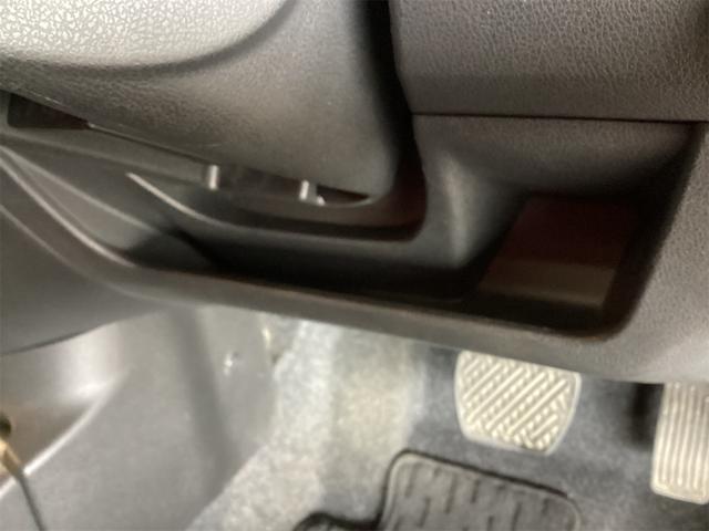 ノート ｅ－パワー　メダリスト　ＥＴＣ　全周囲カメラ　クリアランスソナー　レーンアシスト　衝突被害軽減システム　アルミホイール　オートライト　ＬＥＤヘッドランプ　スマートキー　電動格納ミラー　ＣＶＴ（41枚目）