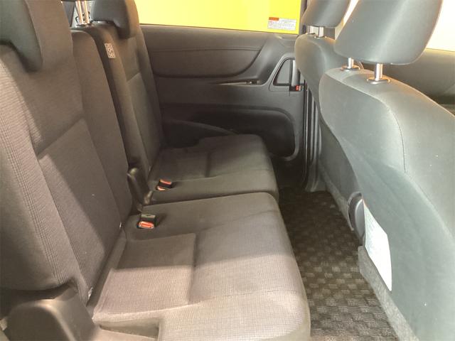 シエンタ ハイブリッドＧ　ＥＴＣ　バックカメラ　ナビ　ＴＶ　クリアランスソナー　レーンアシスト　衝突被害軽減システム　両側電動スライドドア　オートマチックハイビーム　オートライト　スマートキー　３列シート　ウォークスルー（29枚目）