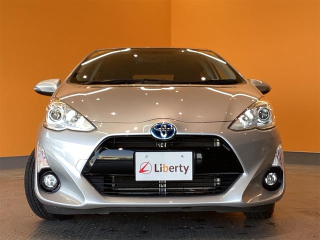 アクア Ｓ　ナビ　ＴＶ　ＥＴＣ　バックカメラ　スマートキー　アイドリングストップ　電動格納ミラー　ＣＶＴ　衝突安全ボディ　ＡＢＳ　ＥＳＣ　ＣＤ　Ｂｌｕｅｔｏｏｔｈ　エアコン　パワーステアリング　パワーウィンドウ（16枚目）