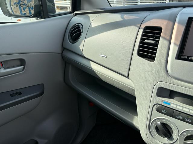 ＡＺワゴン ＸＧ　純正ナビ　ＴＶ　ＥＴＣ　純正マット　バイザー　電動格納ミラー　キーレスキー（33枚目）