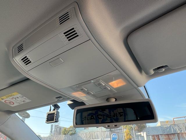 ゴルフ ＴＳＩコンフォートラインブルーモーションテクノロジー　純正ナビ　バックカメラ　Ｂｌｕｅｔｏｏｔｈ　電子パーキング　アイドリングストップ　純正１６インチアルミホイール　革巻きハンドル　クルーズコントロール　ステアリングリモコン　パドルシフト　ＥＴＣ　ＨＩＤ（43枚目）